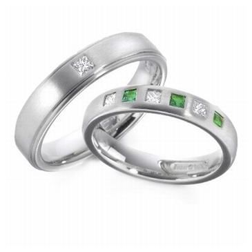 14k His & Hers Gold 0.50 ct Diamond & Emerald 097 Wedding Band Set HH09714K