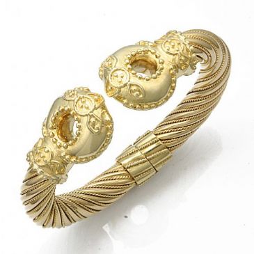14K Yellow Gold Queen Royal Almani Design Handmade Bangle