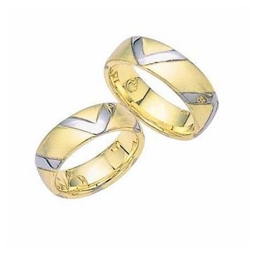 18k Gold His & Hers Two Tone V Design Wedding Band Set 008