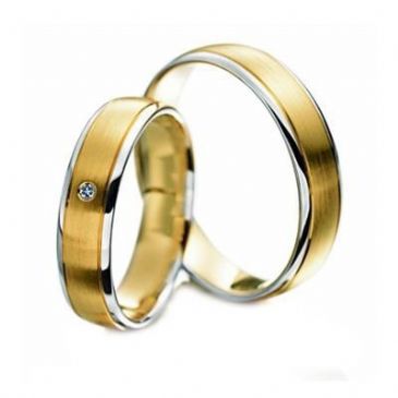 18k His & Hers Two Tone Gold 0.06 ct Diamond 145 Wedding Band Set HH14518K