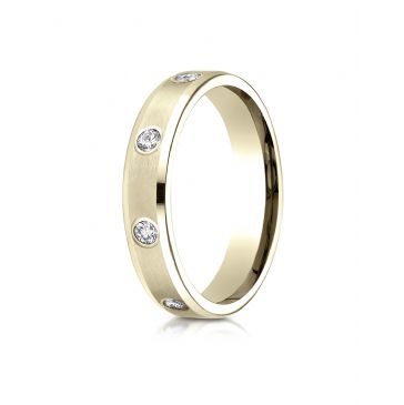 18k Yellow Gold 4mm Comfort-Fit High Polish Edge Satin Center Burnish Set 8-Stone Diamond Eternity Ring (.32ct)