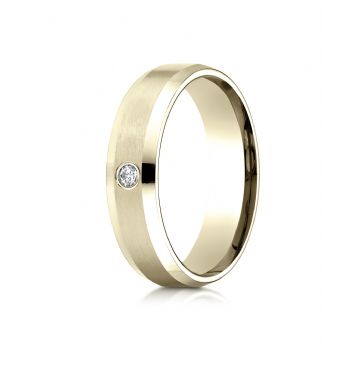 18k Yellow Gold 6mm Comfort-Fit Beveled Burnish Set 1-Stone Diamond Ring (.08ct)