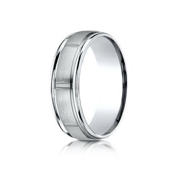 18k White Gold 7mm Comfort-Fit Satin-Finished 8 High Polished Center Cuts and Round Edge Carved Design Band