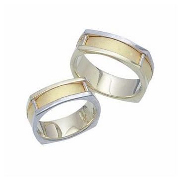 14k Gold His & Hers Two Tone Wedding Band Set 025