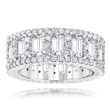 Unique 18K Gold & 5.66 Carat Diamond Eternity Ring