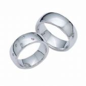 950 Platinum His & Hers 0.18 ct Diamond Wedding Band Set 016