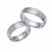 18k His & Hers Classic Gold 099 Wedding Band Set HH09918K