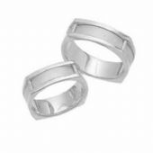 950 Platinum His & Hers Classic Wedding Band Set 024