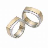 18k His & Hers Two Tone Gold 0.05 ct Diamond 028 Wedding Band Set HH02818K