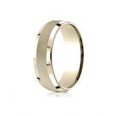 18 Kt Yellow  Gold 7mm Comfort-Fit High Polish Round Edge Cross Hatch Center Design Band