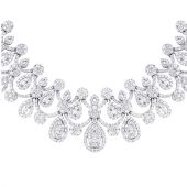 Noble 18K Gold & 22.6 Carat Diamond Necklace For Women