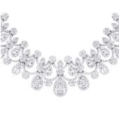 Noble 18K Gold & 22.6 Carat Diamond Necklace For Women